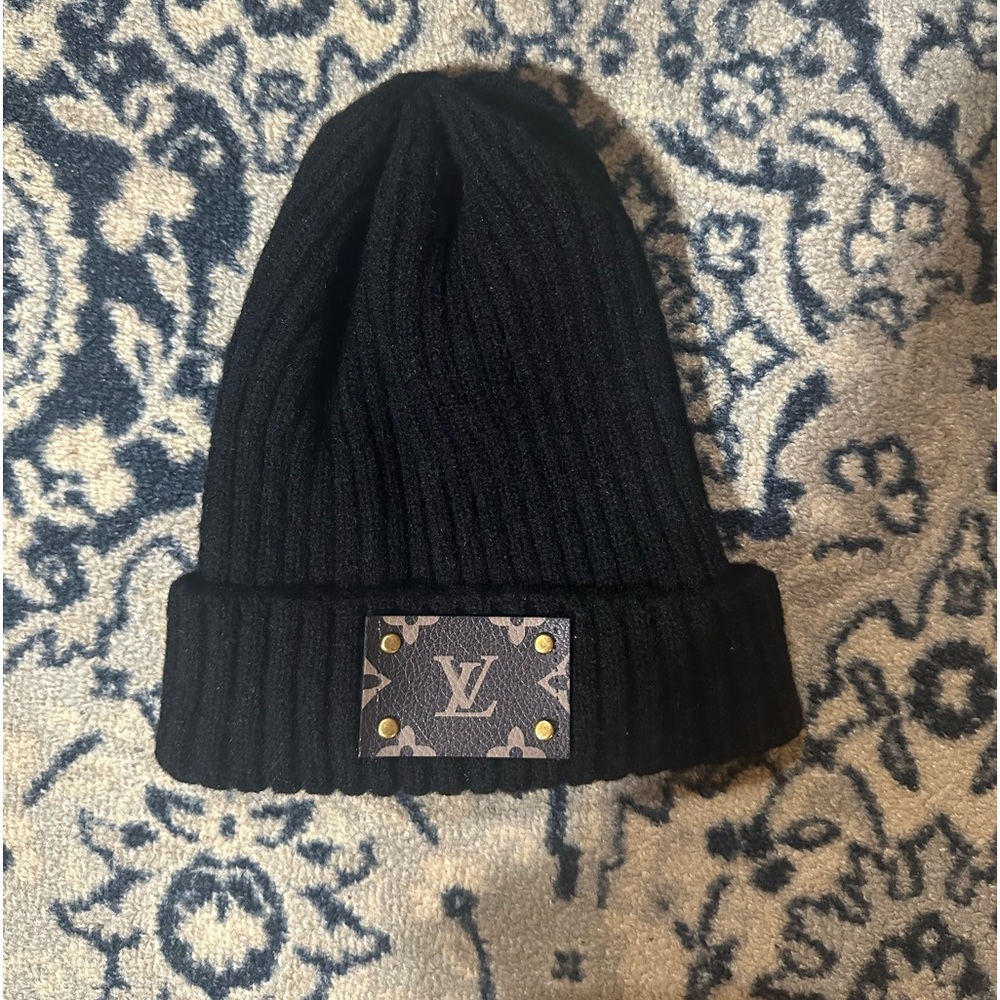 NEW! Black Beanie!